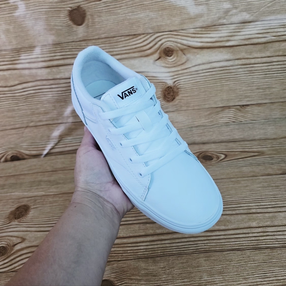 VANS Seldan Low Top Sneakers - Picture 7 of 9